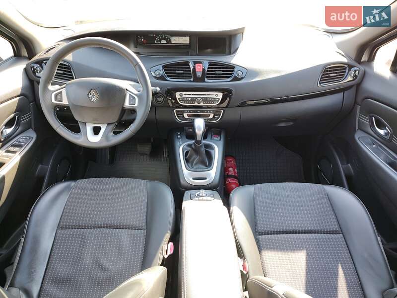 Renault Grand Scenic 2010