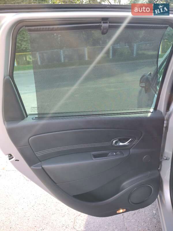 Renault Grand Scenic 2010