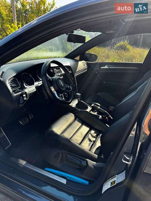 Volkswagen Golf GTI 2017