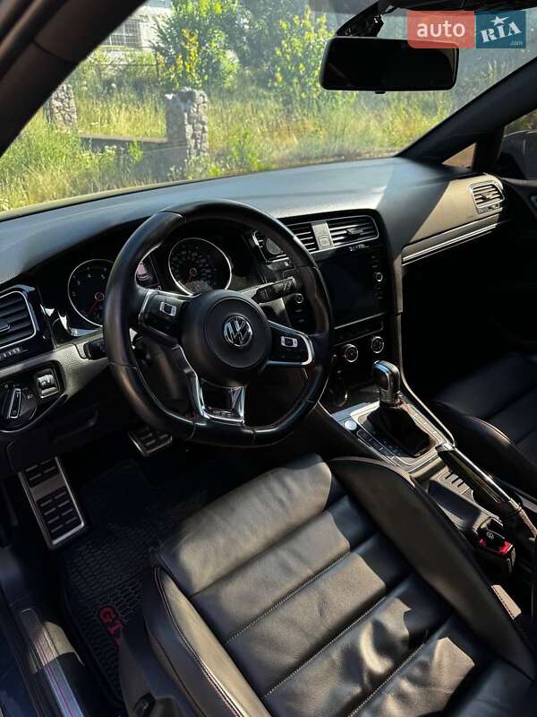 Volkswagen Golf GTI 2017