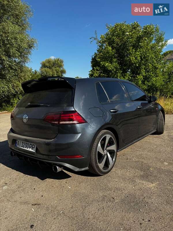 Volkswagen Golf GTI 2017