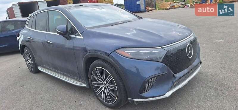 Mercedes-Benz EQS SUV 2023