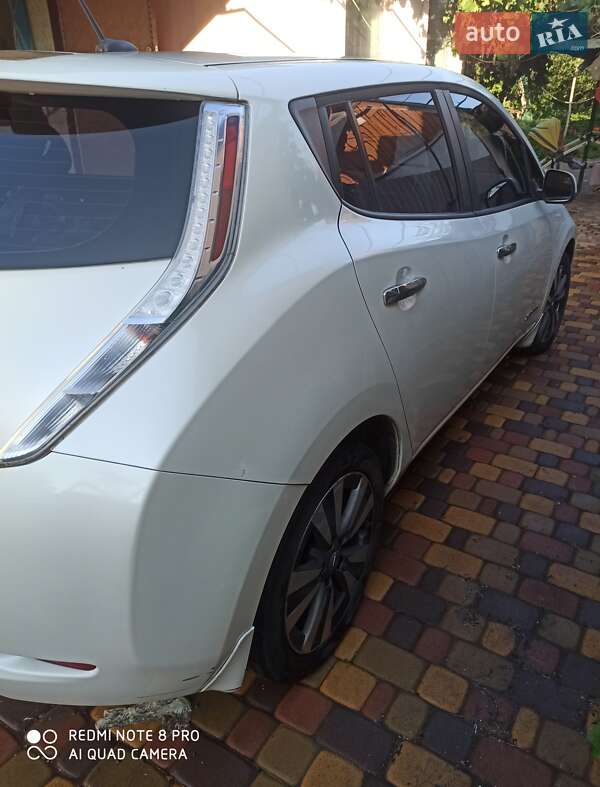 Nissan Leaf 2013