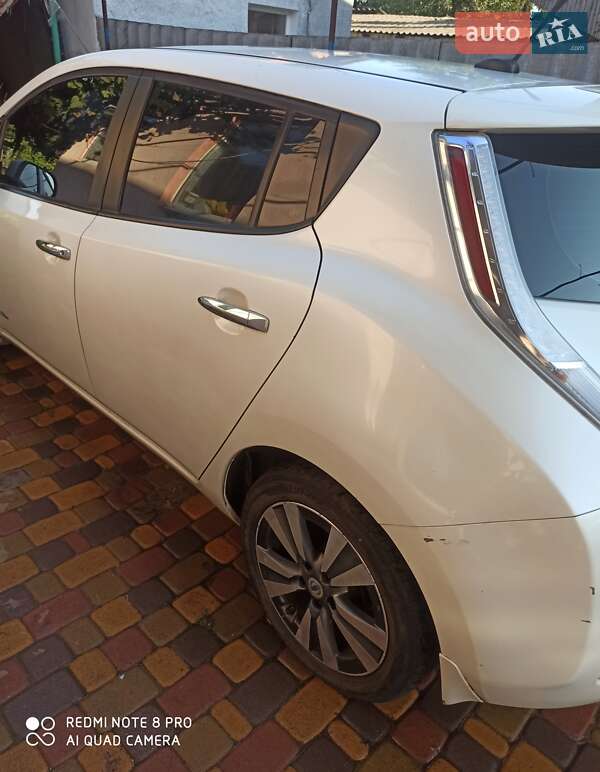 Nissan Leaf 2013