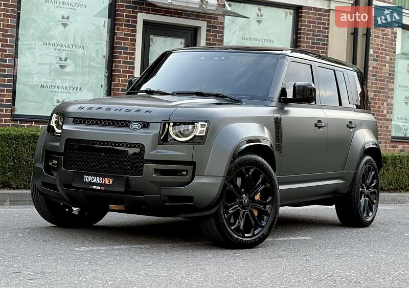 Land Rover Defender 2025
