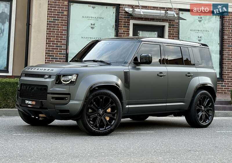 Land Rover Defender 2025