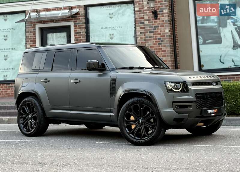 Land Rover Defender 2025