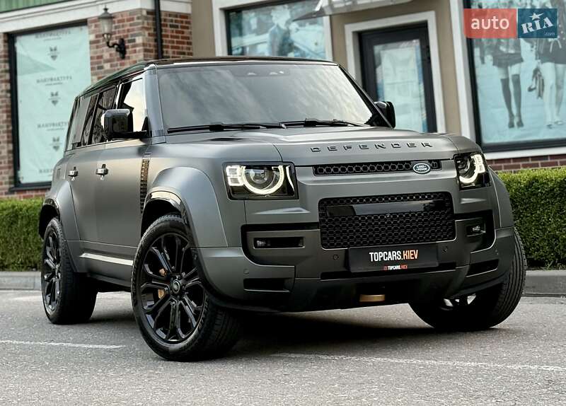 Land Rover Defender 2025