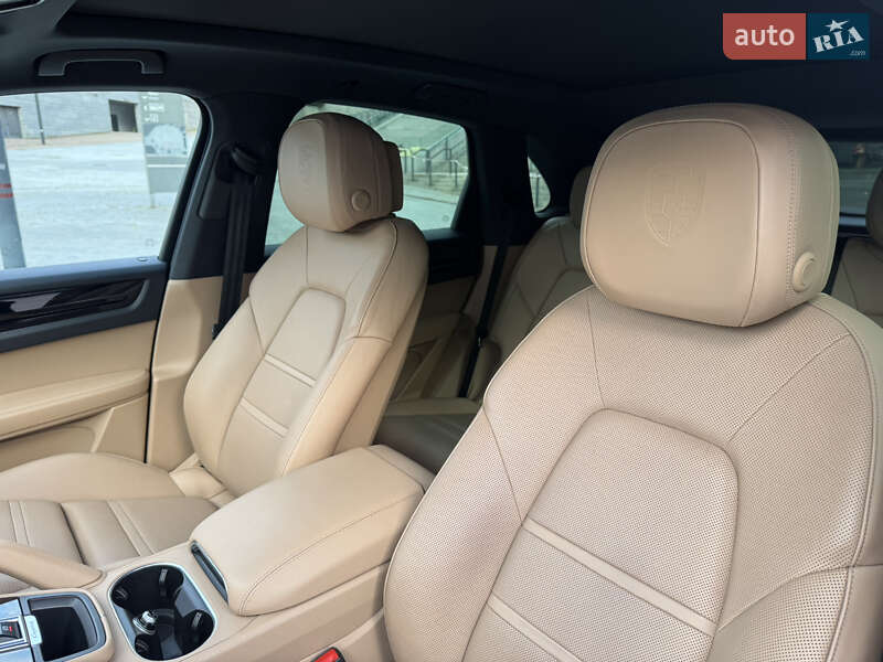 Porsche Cayenne 2018