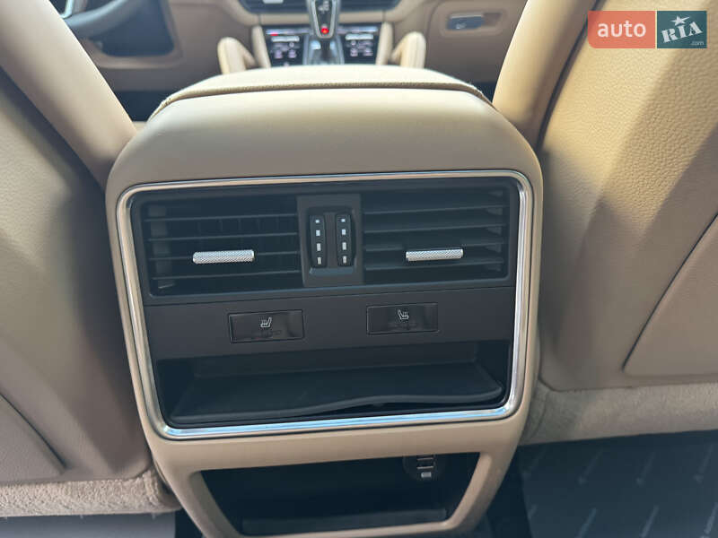 Porsche Cayenne 2018