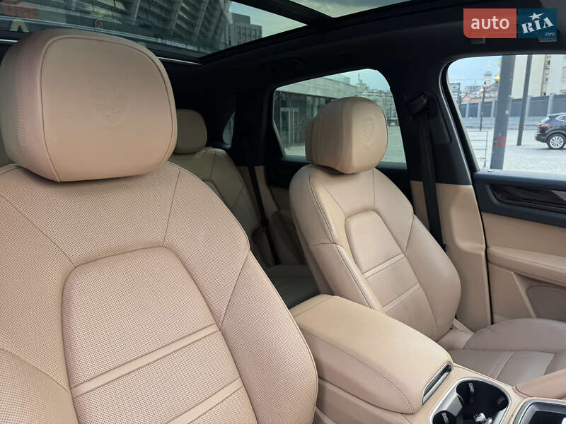 Porsche Cayenne 2018