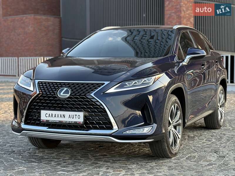 Lexus-10