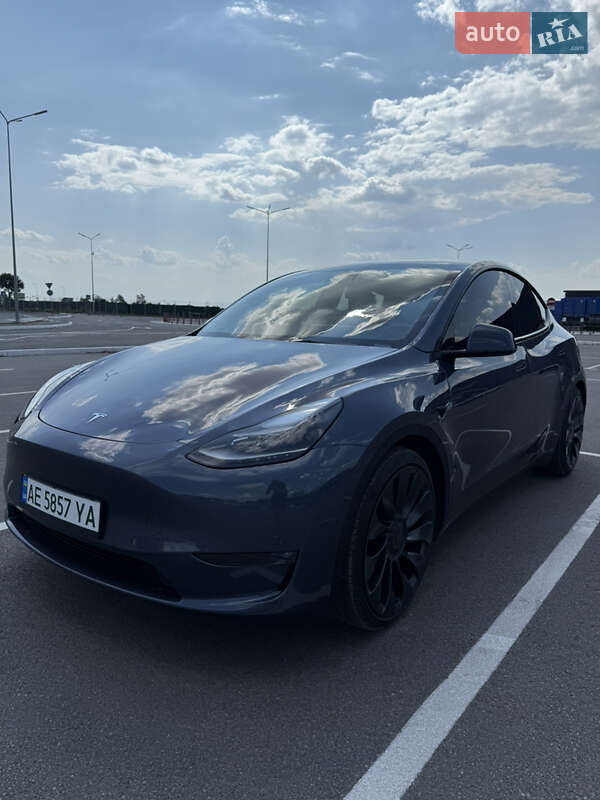 Tesla-4
