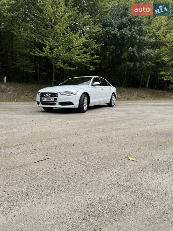 Audi-0