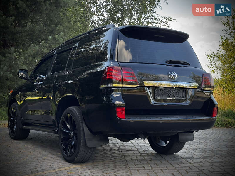 Toyota Land Cruiser 2008