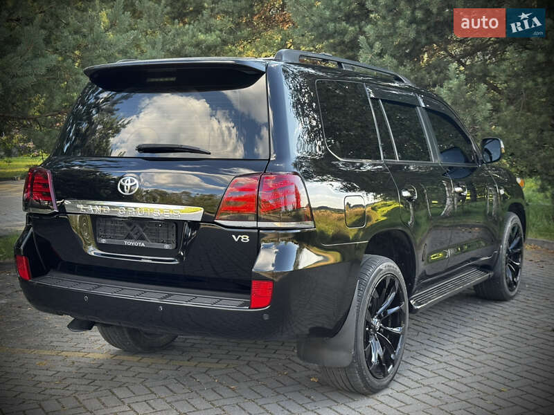 Toyota Land Cruiser 2008