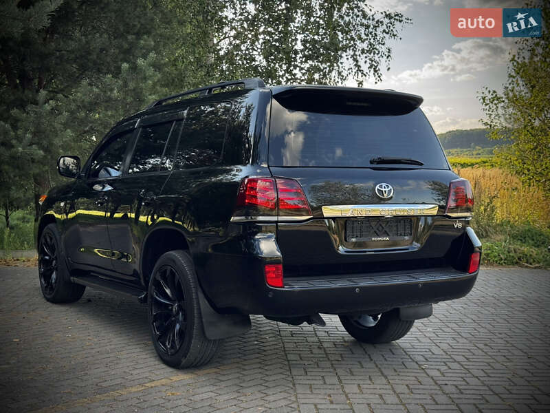 Toyota Land Cruiser 2008