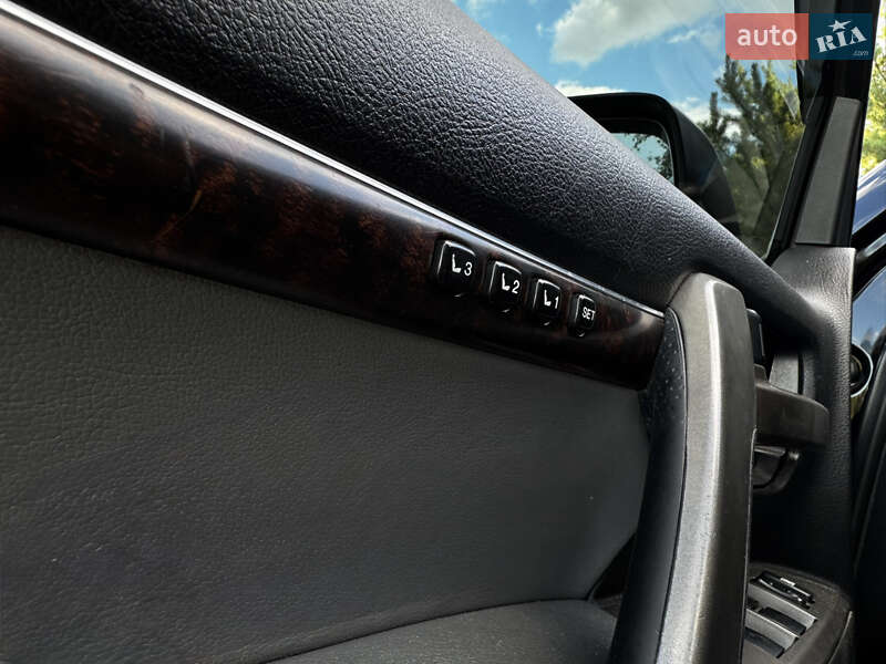 Toyota Land Cruiser 2008