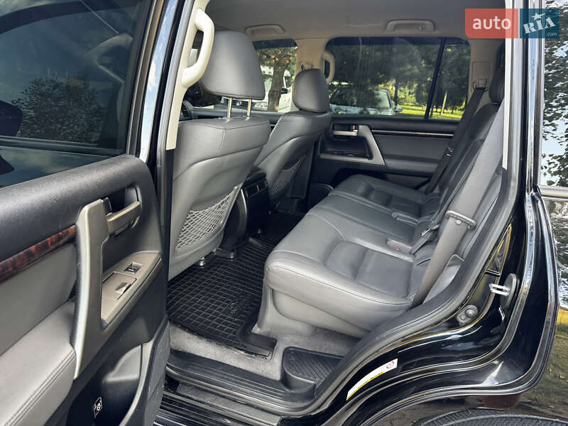 Toyota Land Cruiser 2008