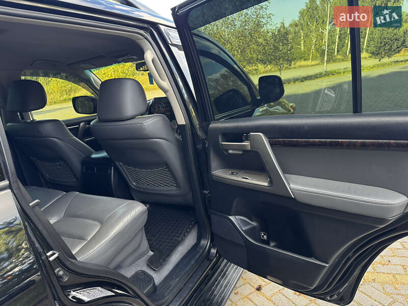 Toyota Land Cruiser 2008