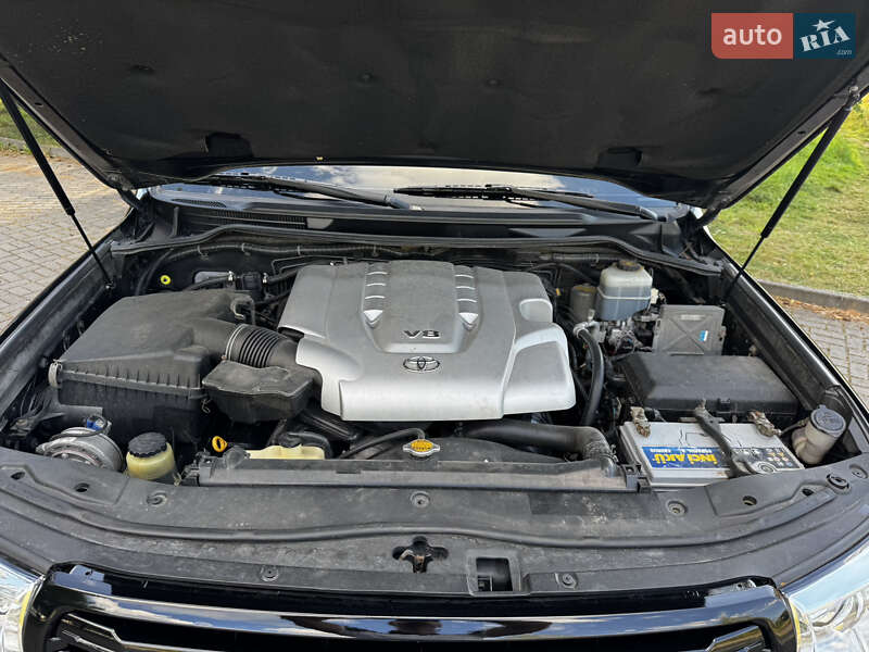 Toyota Land Cruiser 2008