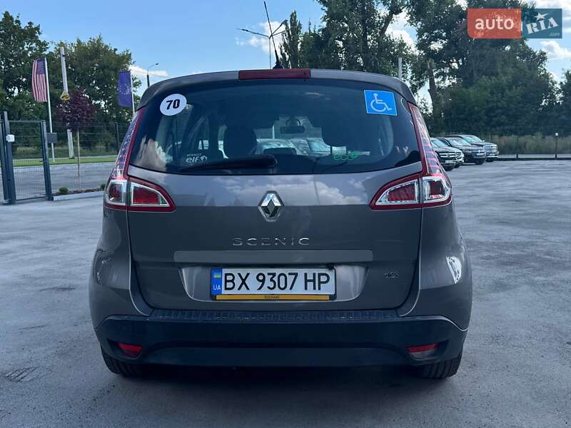 Renault Scenic 2011
