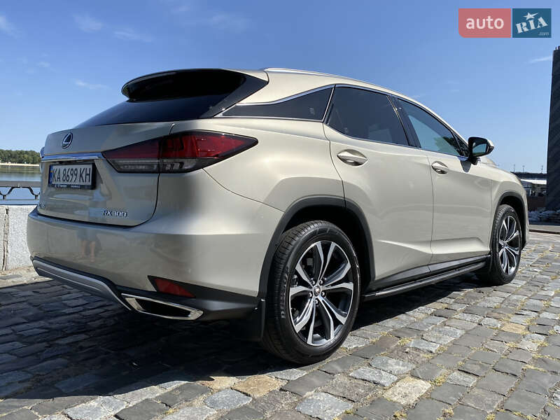 Lexus RX 2021
