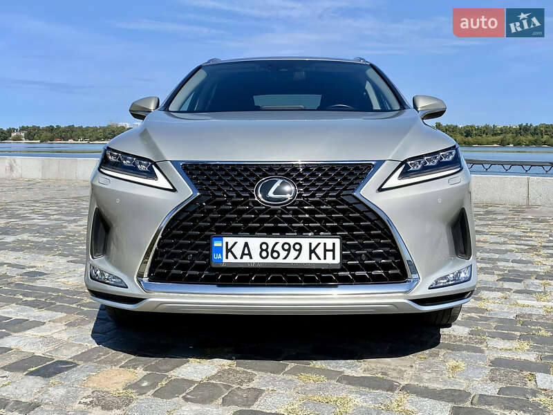 Lexus RX 2021
