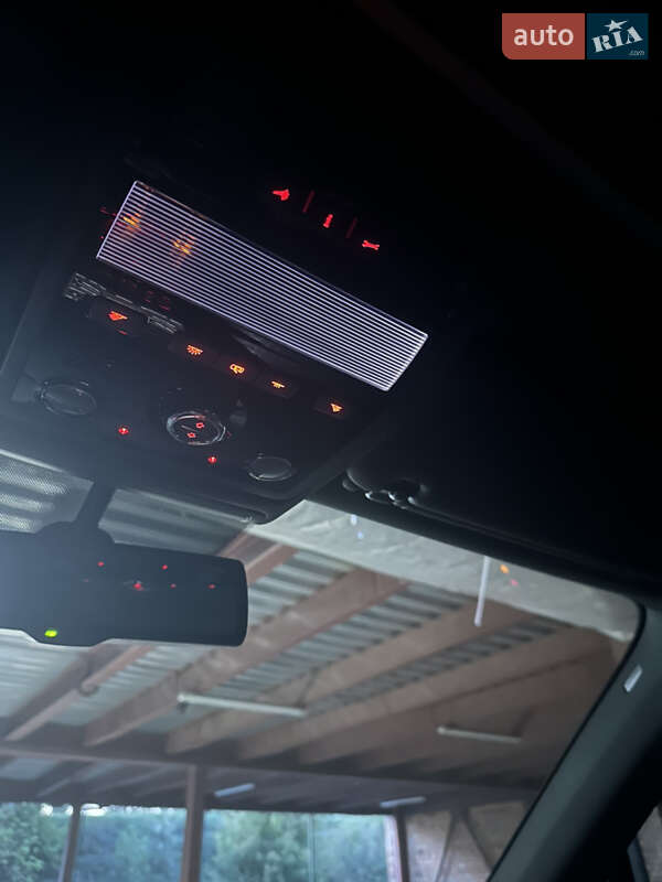 Volkswagen Touareg 2014