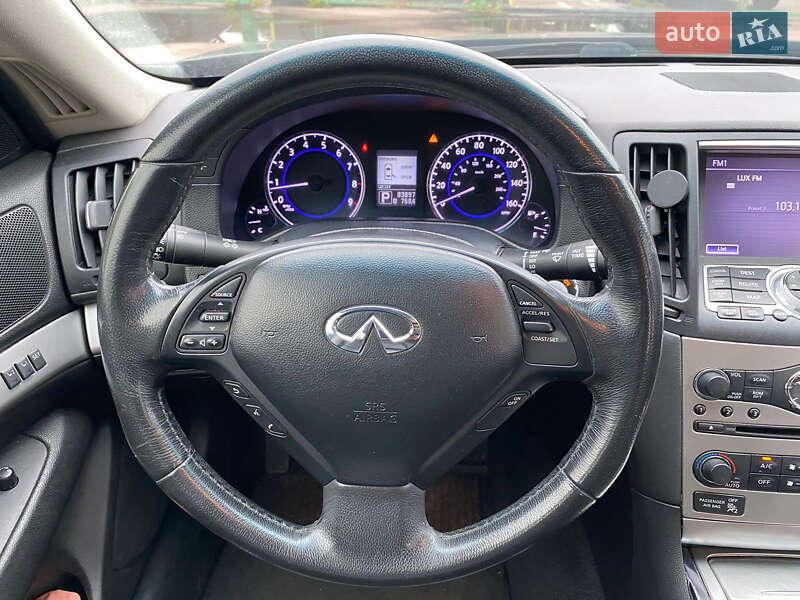 Infiniti G37 2013