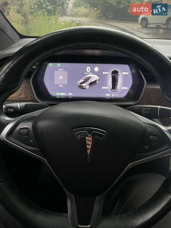Tesla-4