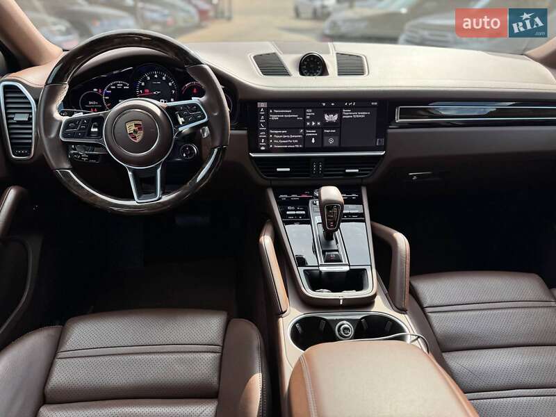 Porsche Cayenne Coupe 2021