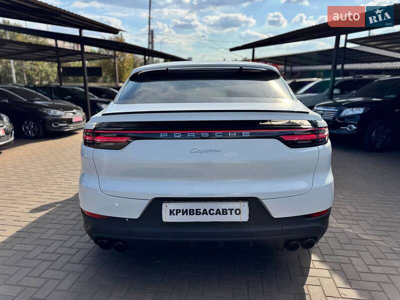 Porsche Cayenne Coupe 2021
