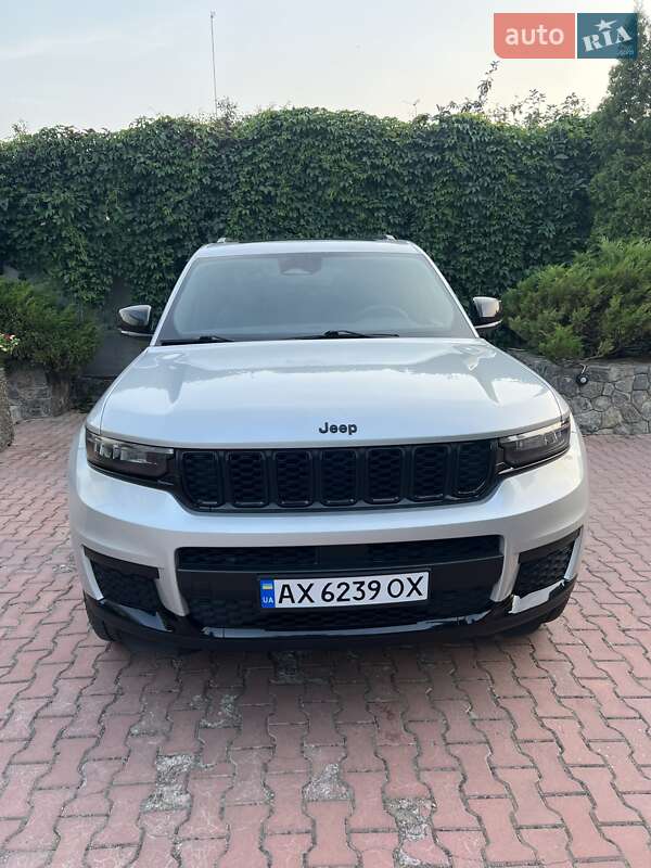 Jeep Grand Cherokee 2023