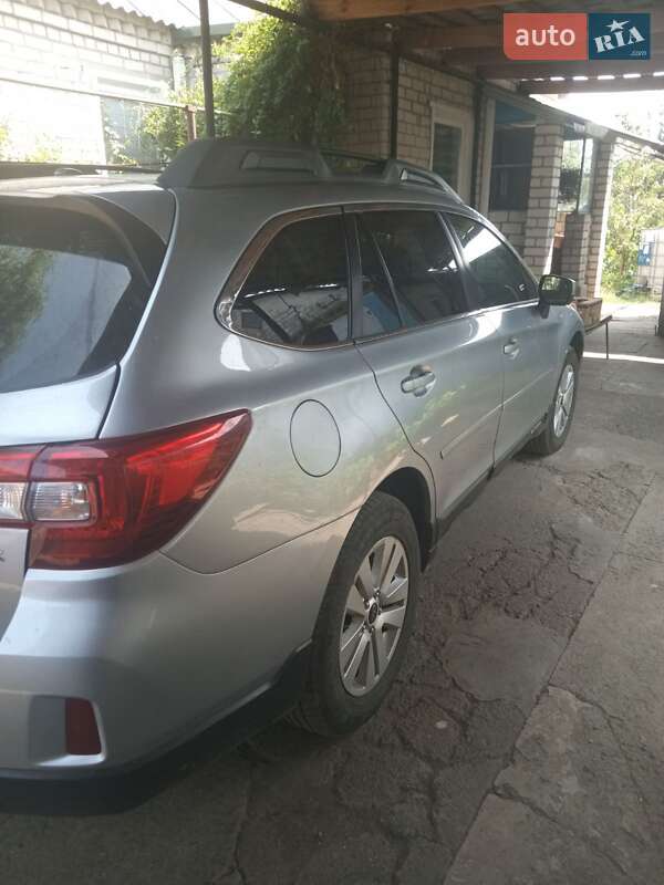 Subaru Outback 2015