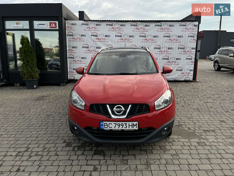 Nissan Qashqai+2 2011