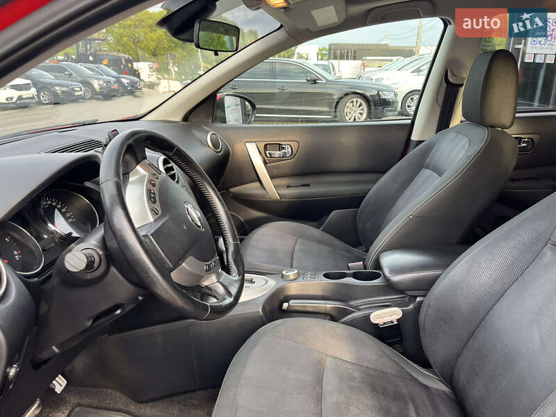 Nissan Qashqai+2 2011