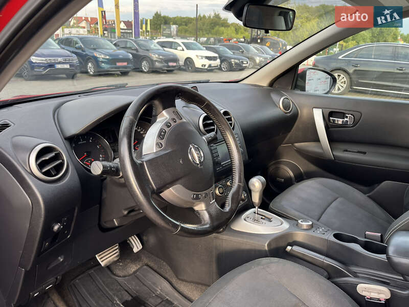 Nissan Qashqai+2 2011