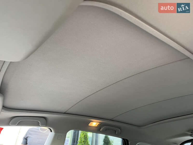 Nissan Qashqai+2 2011