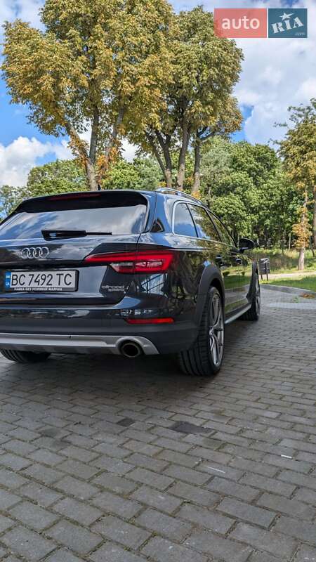 Audi A4 Allroad 2016