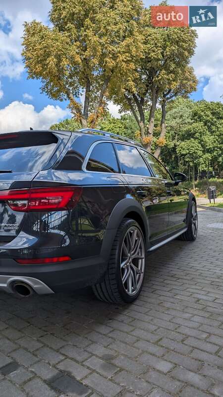 Audi A4 Allroad 2016