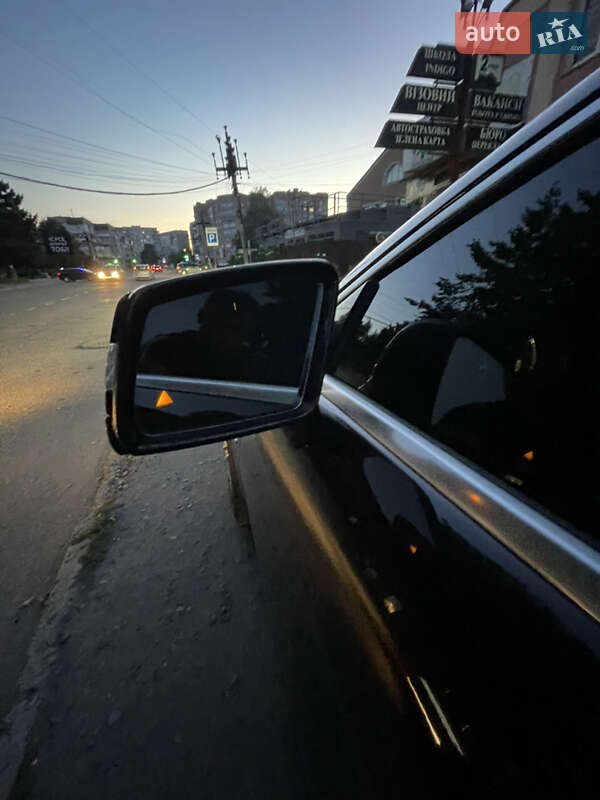 Mercedes-Benz CLS-Class 2012