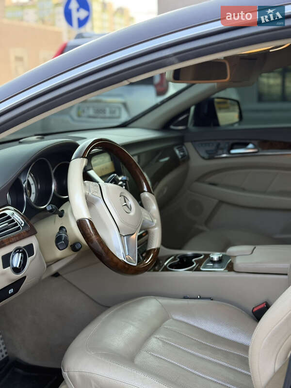 Mercedes-Benz CLS-Class 2012