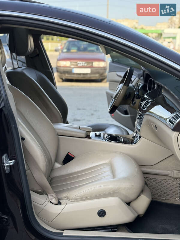 Mercedes-Benz CLS-Class 2012