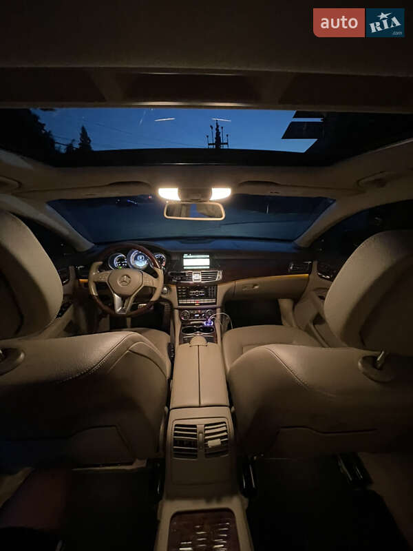 Mercedes-Benz CLS-Class 2012