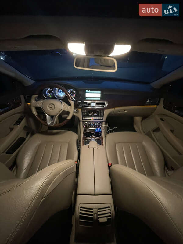 Mercedes-Benz CLS-Class 2012