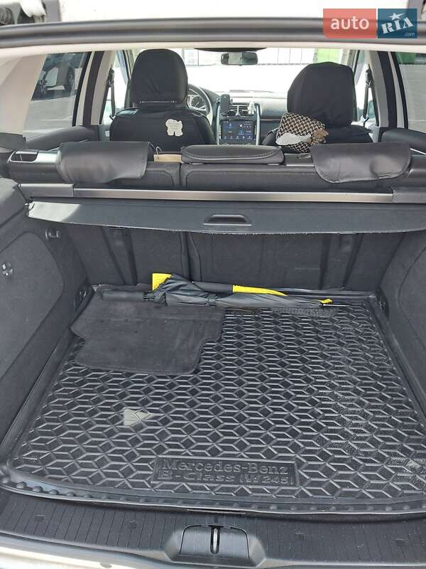 Mercedes-Benz B-Class 2010