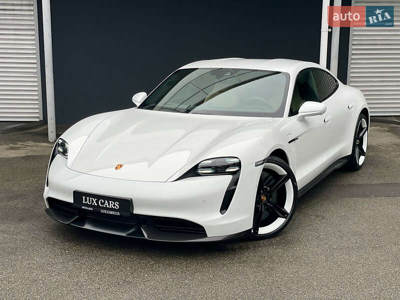 Porsche Taycan 2020
