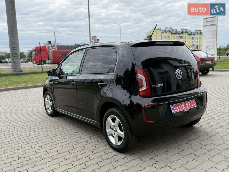 Volkswagen e-Up 2013