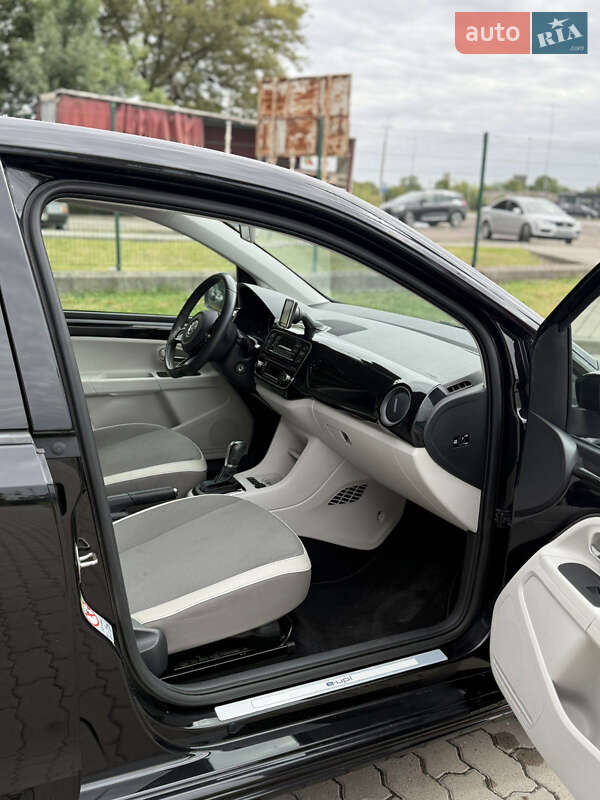 Volkswagen e-Up 2013